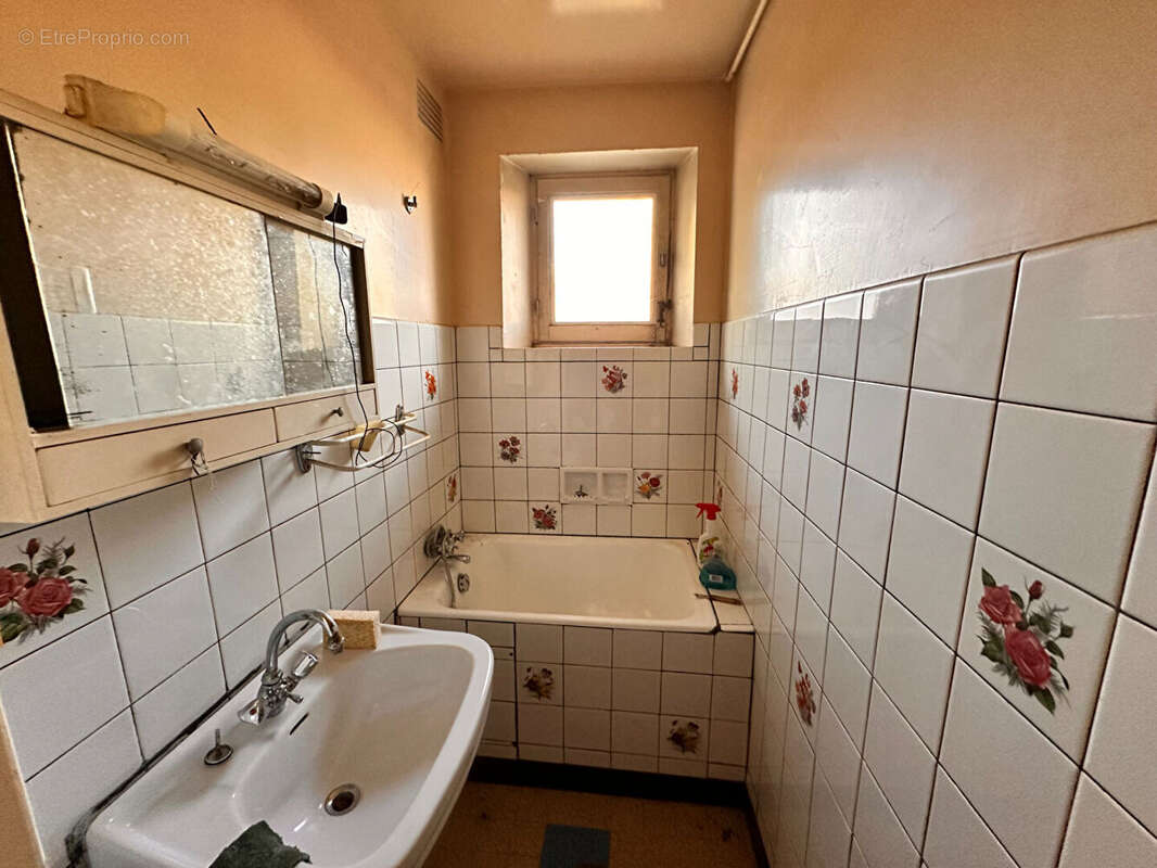 Maison à AUBIGNY-SUR-NERE