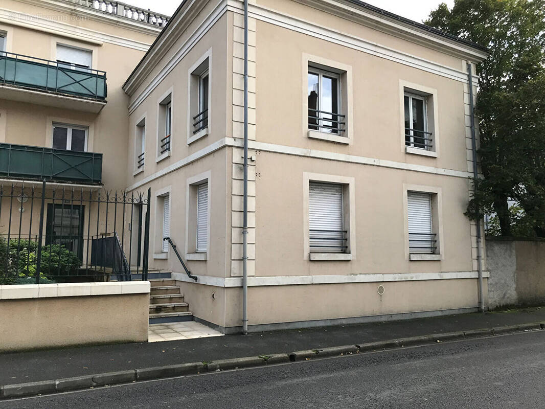 Commerce à CHATELLERAULT