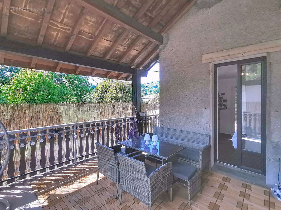 Appartement à ALLINGES