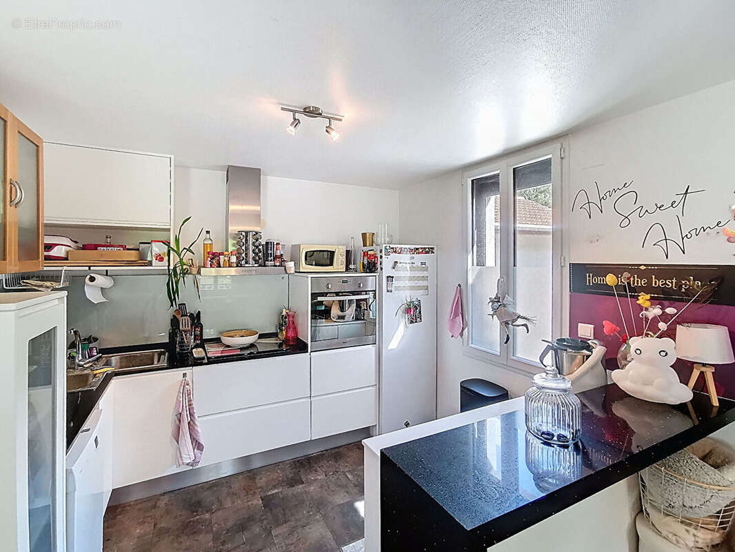 Appartement à ALLINGES