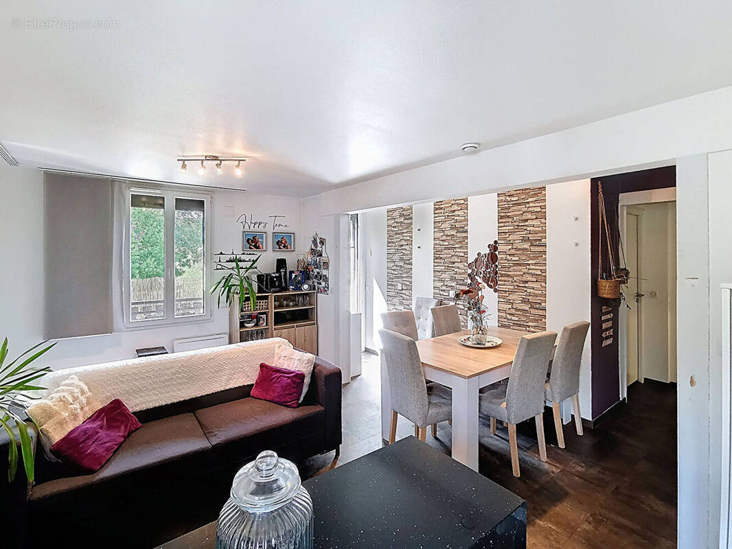 Appartement à ALLINGES