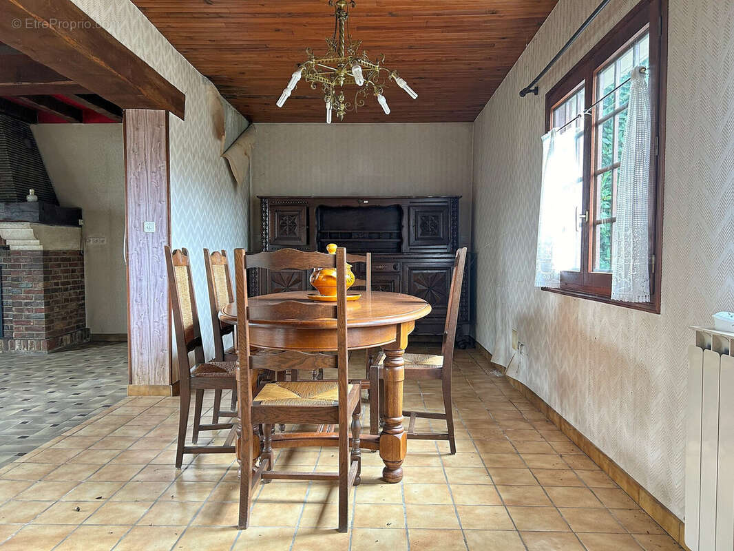 Maison à LE VAL-DAVID