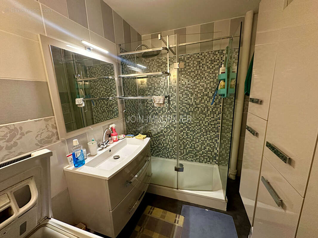 Appartement à BELLEVILLE-SUR-MER