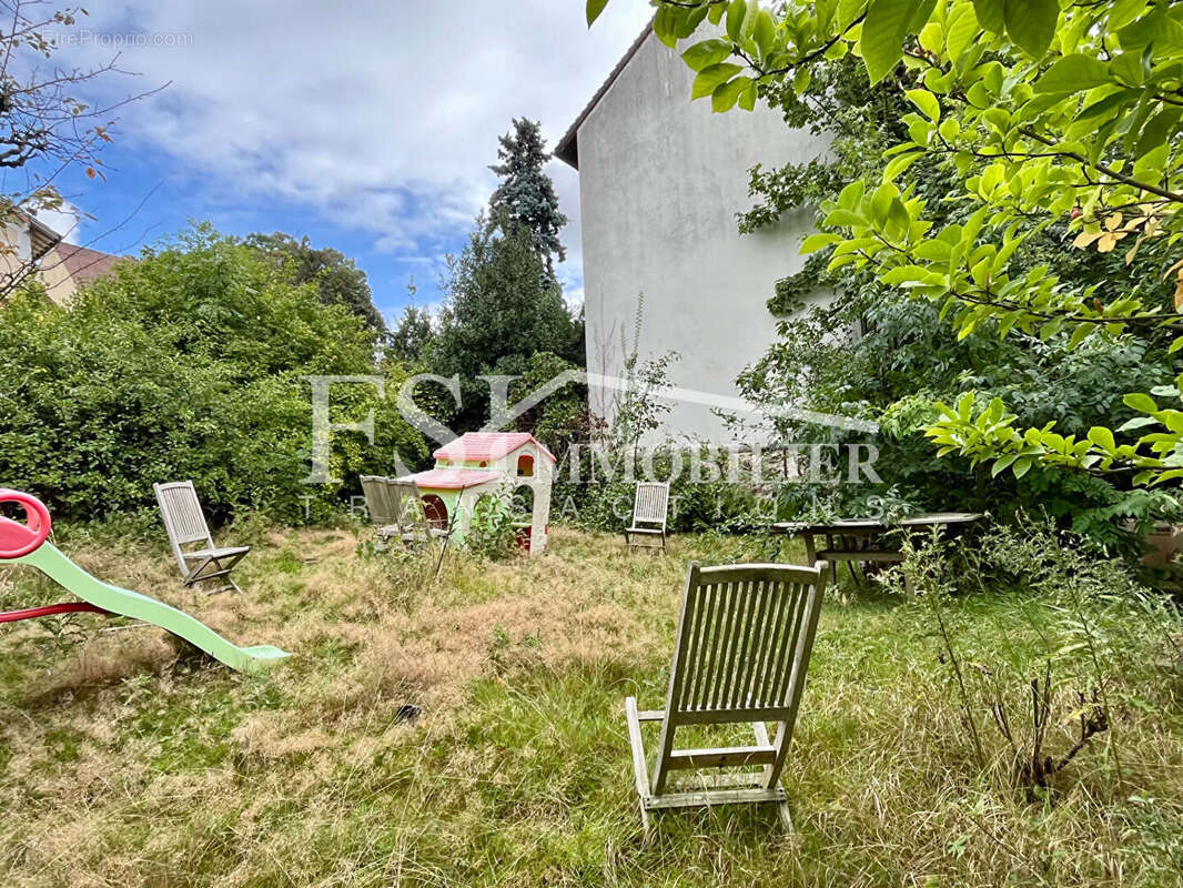 Maison à SAINT-LEU-LA-FORET