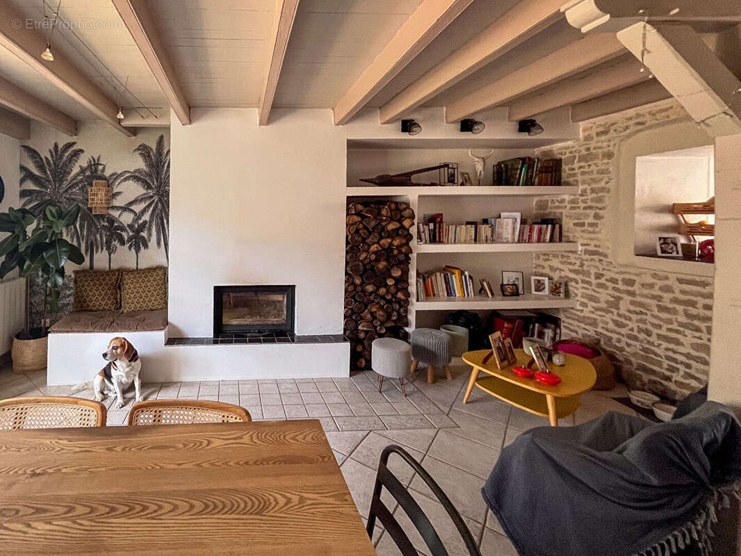 Maison à SAINT-SAUVEUR-D&#039;AUNIS