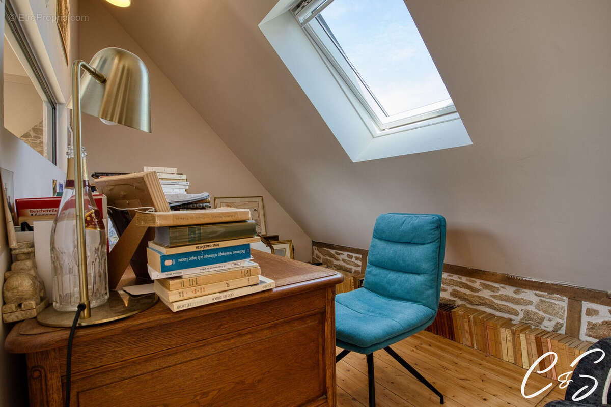 Maison à POULDREUZIC