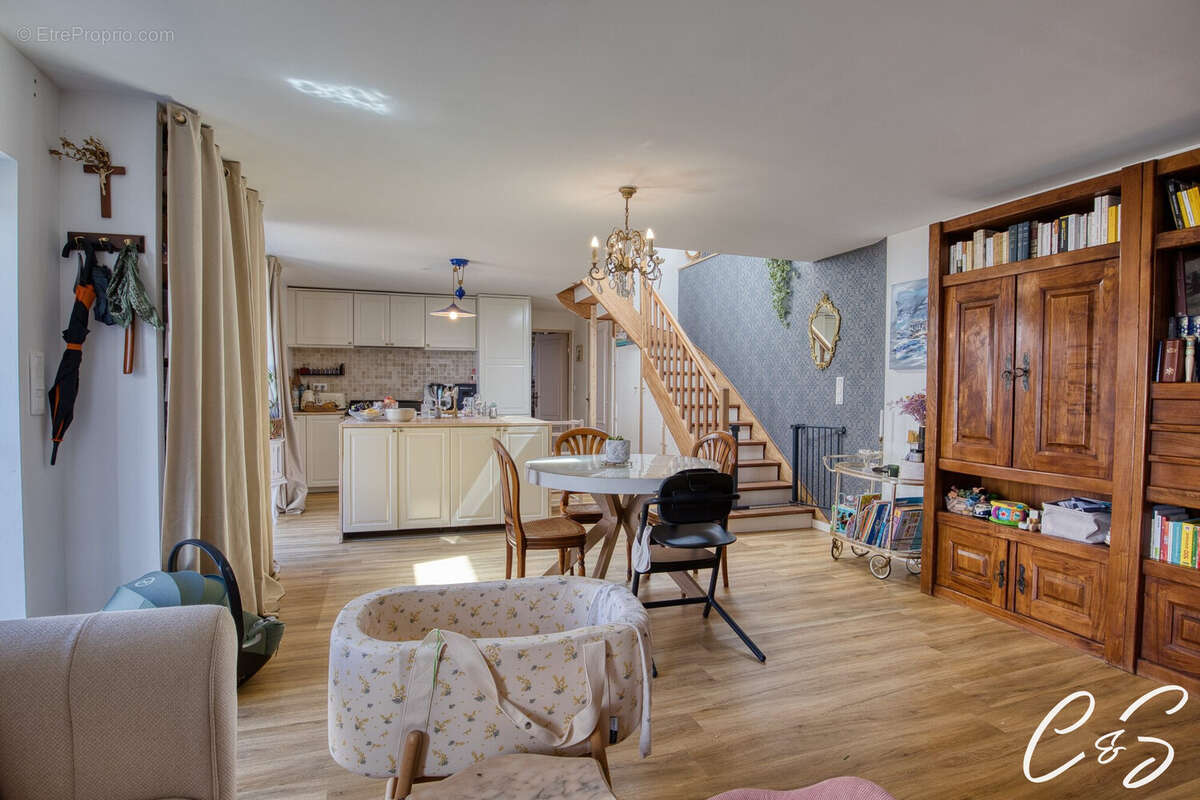 Maison à POULDREUZIC