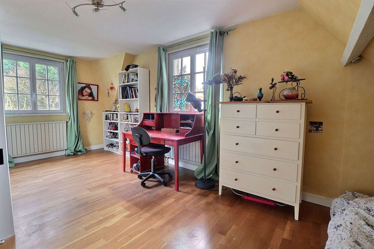 Maison à MAREIL-MARLY