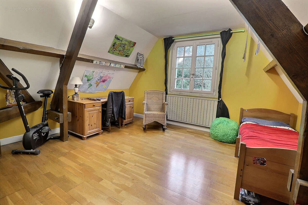 Maison à MAREIL-MARLY