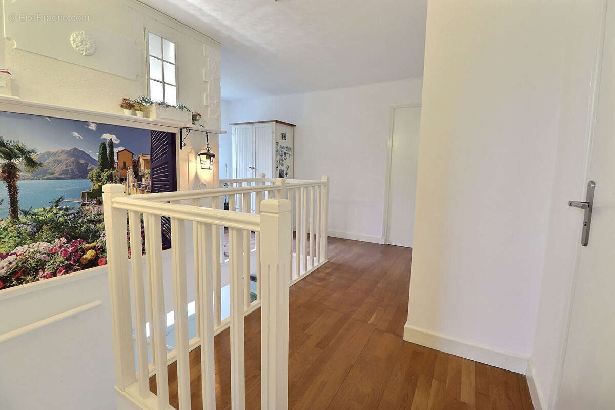 Maison à MAREIL-MARLY