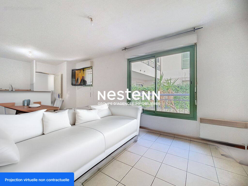 Appartement à VALLAURIS