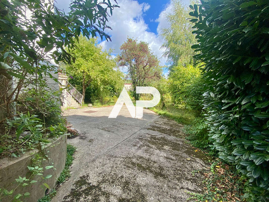 Maison à DEUIL-LA-BARRE