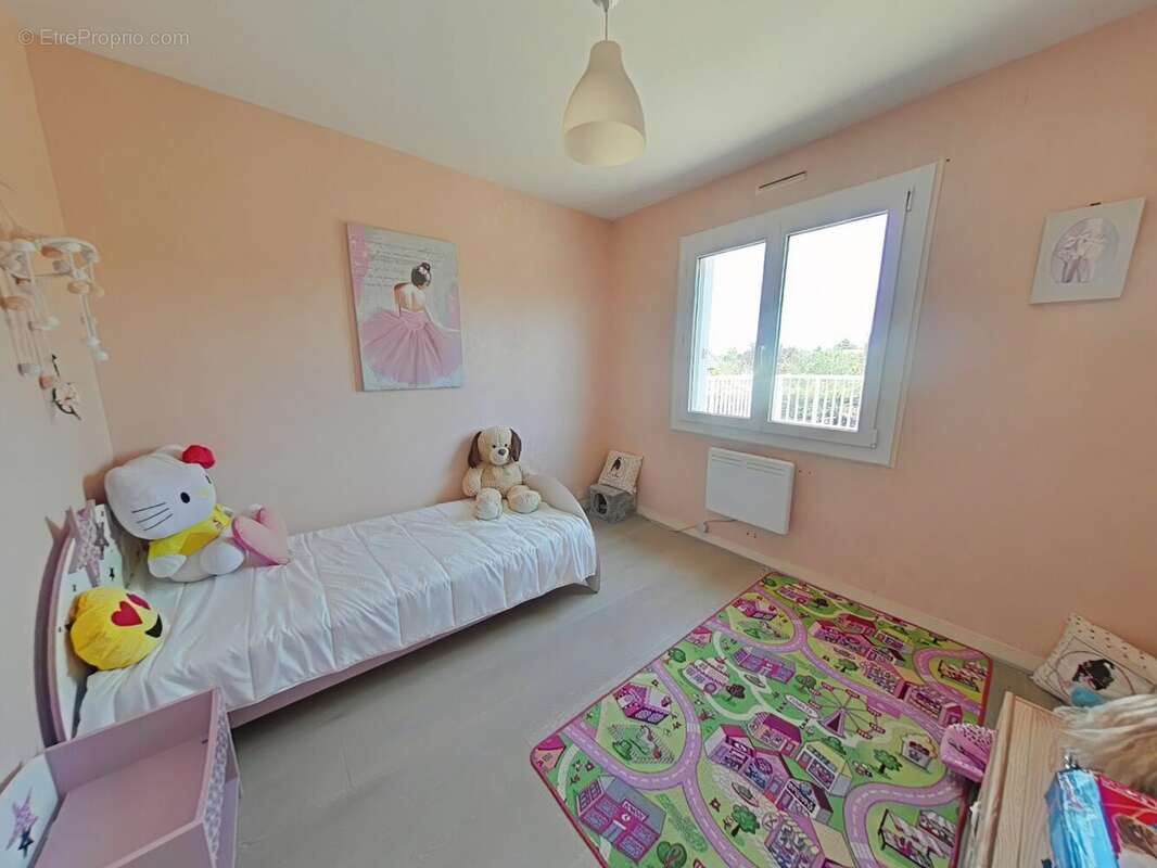 Maison à SAINT-JUST-SAINT-RAMBERT