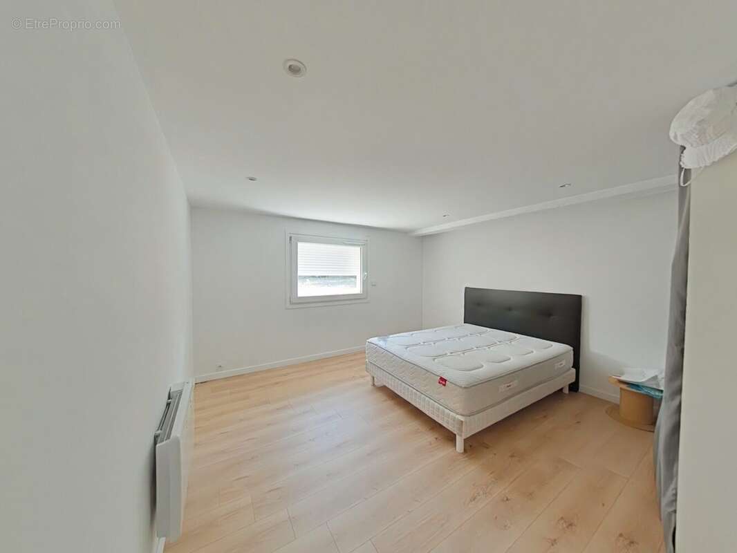 Maison à SAINT-JUST-SAINT-RAMBERT