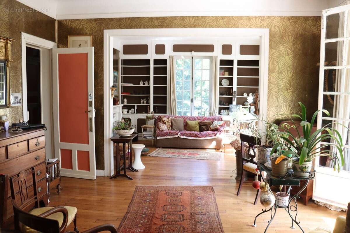 Maison à LOUVECIENNES