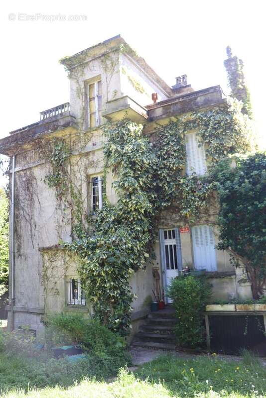 Maison à LOUVECIENNES