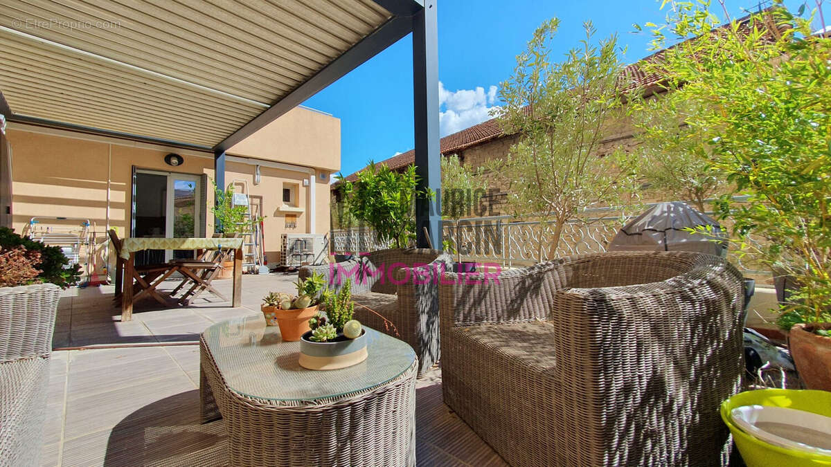 Appartement à SORGUES