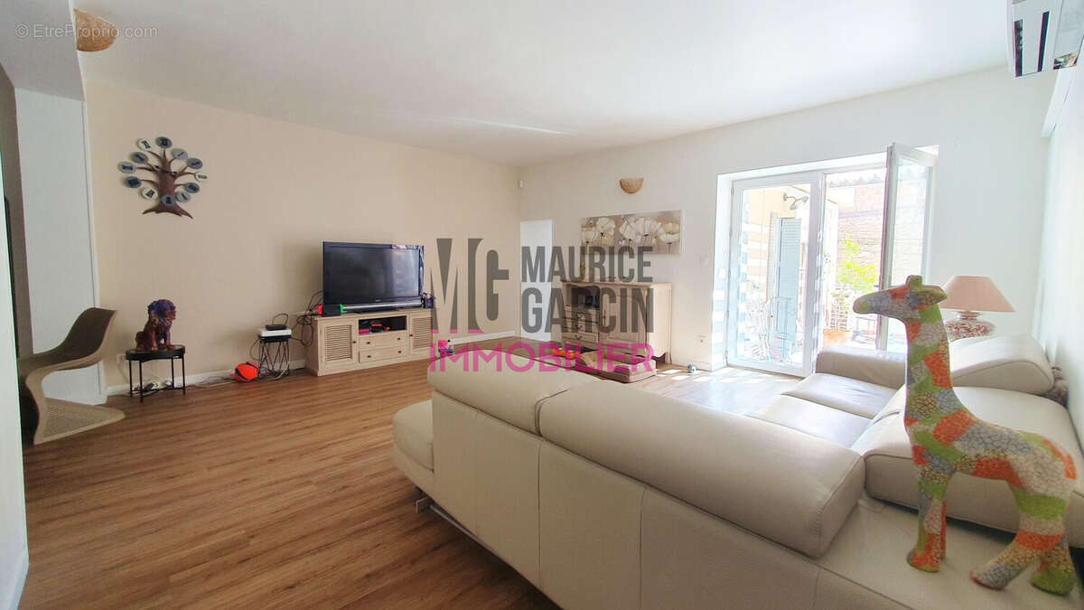 Appartement à SORGUES