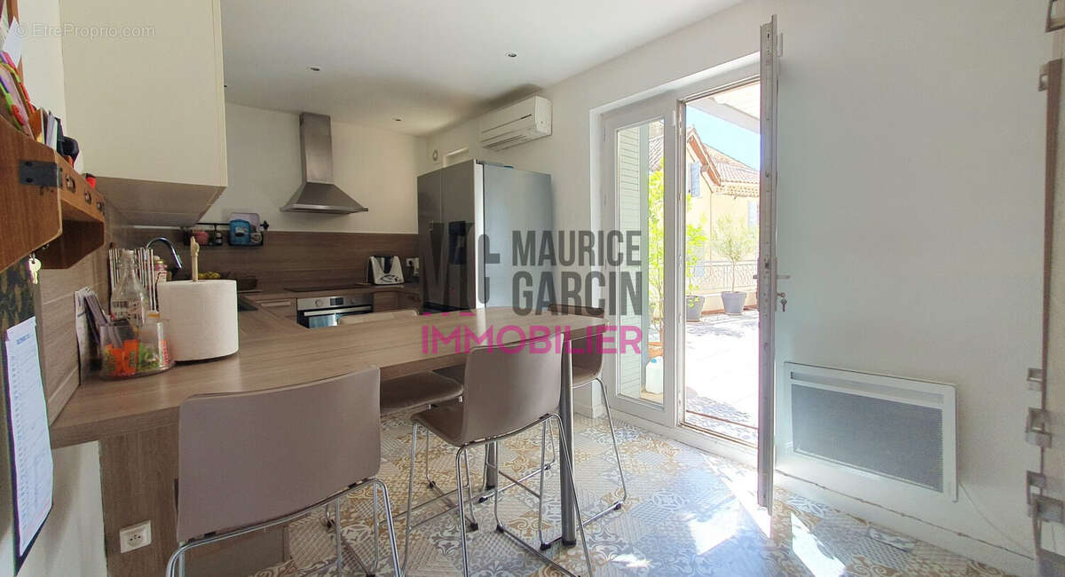 Appartement à SORGUES