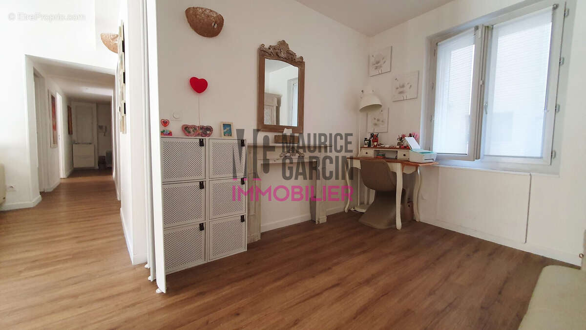 Appartement à SORGUES