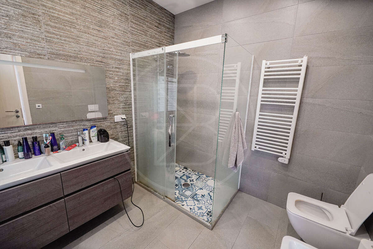 Maison à SAINT-EMILION