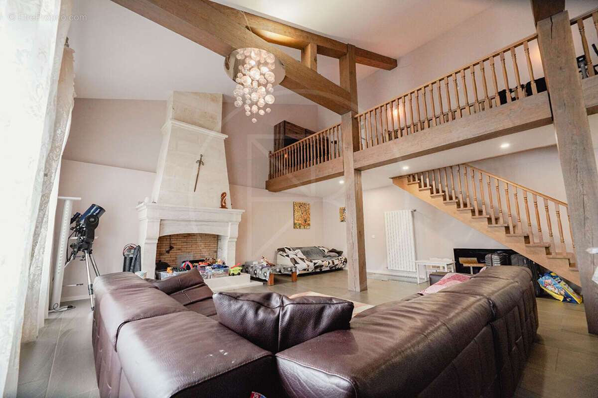 Maison à SAINT-EMILION