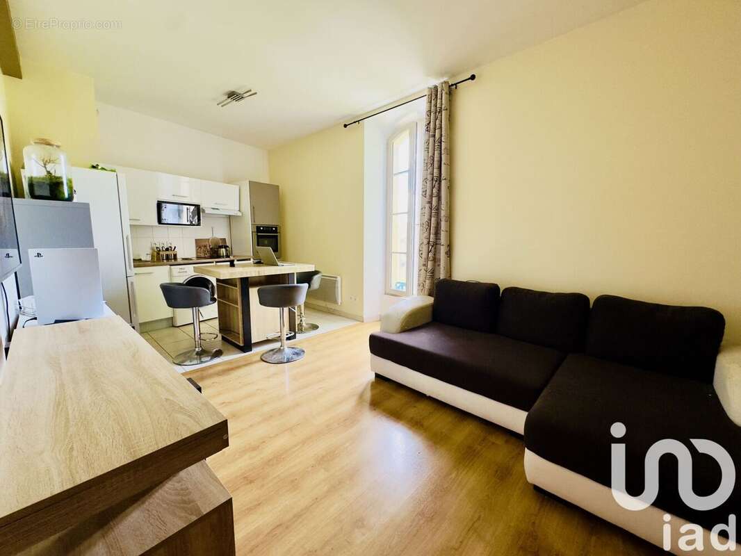 Photo 2 - Appartement à ROQUEMAURE