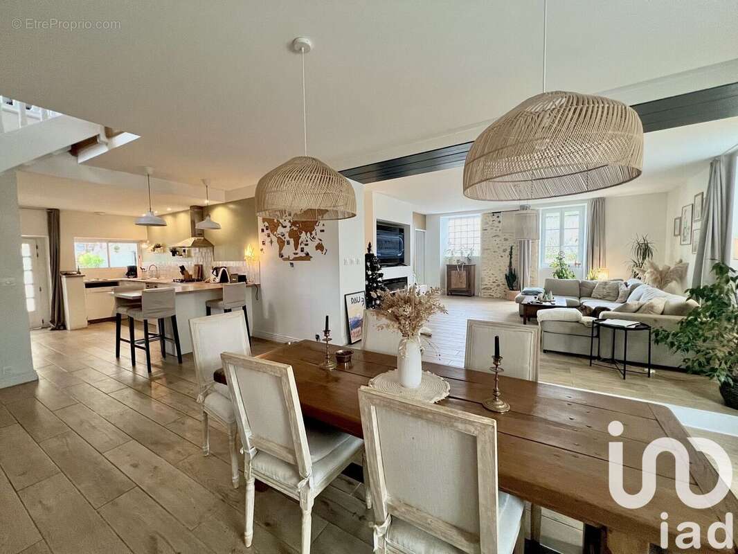 Photo 2 - Maison à MEILLON