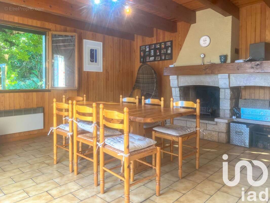 Photo 3 - Maison à SAINT-CHELY-D&#039;AUBRAC