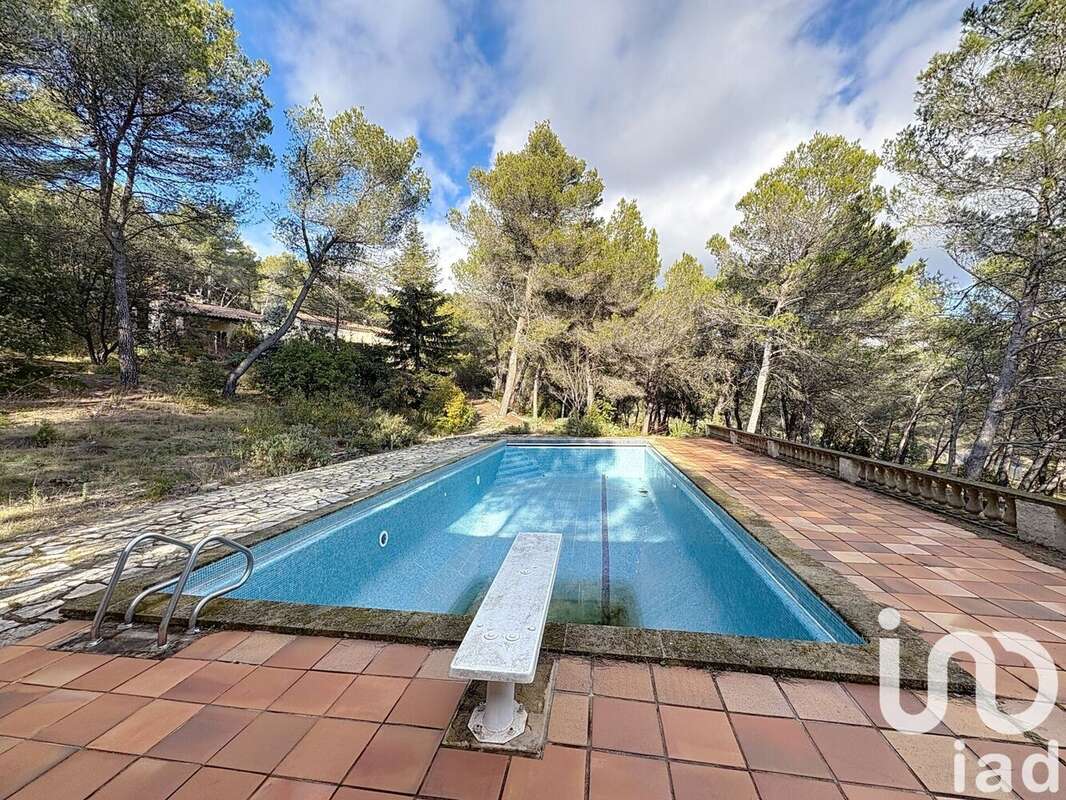 Photo 7 - Maison à ROGNES