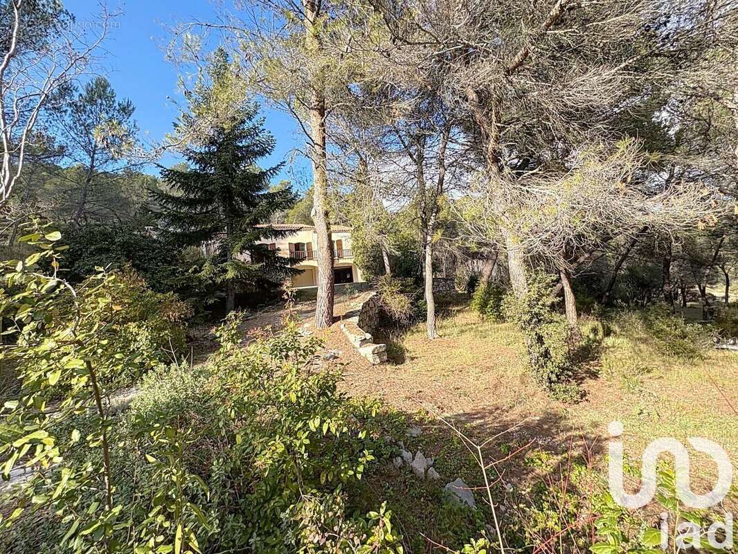 Photo 8 - Maison à ROGNES