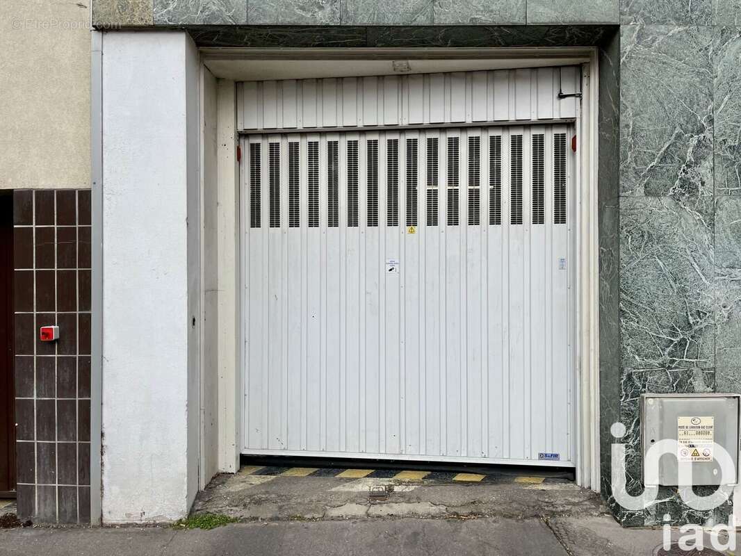 Photo 5 - Parking à PARIS-14E