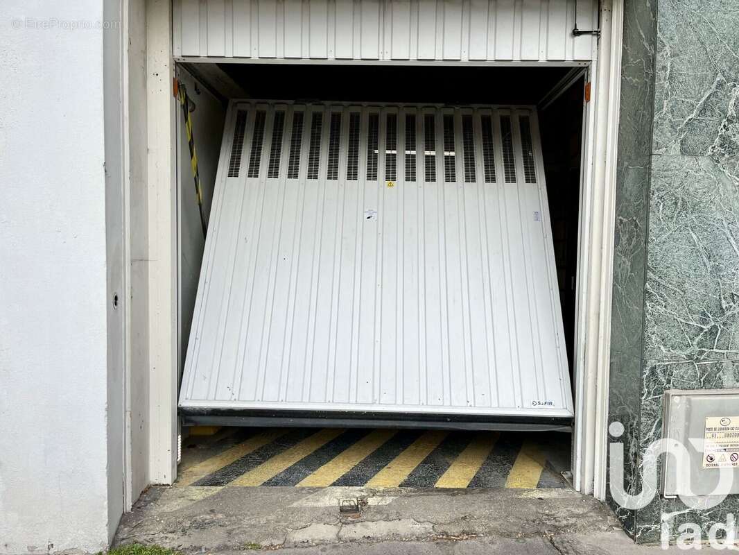 Photo 6 - Parking à PARIS-14E