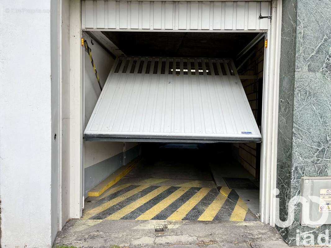 Photo 7 - Parking à PARIS-14E