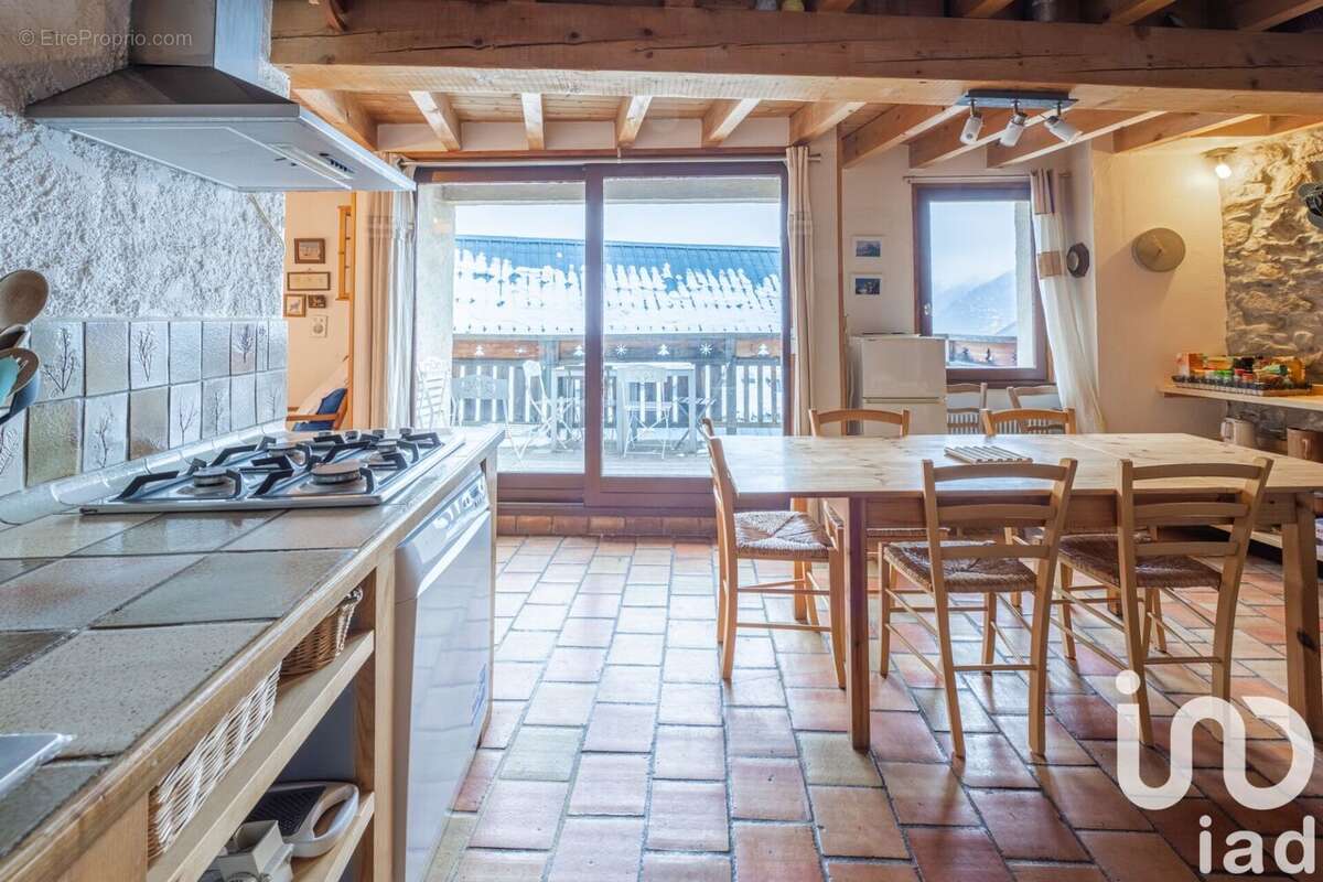 Photo 5 - Appartement à OZ