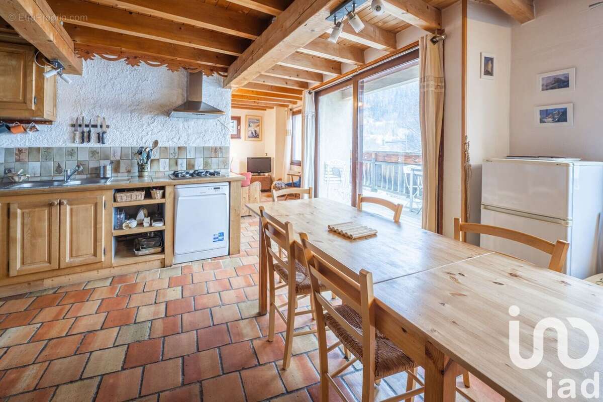 Photo 7 - Appartement à OZ