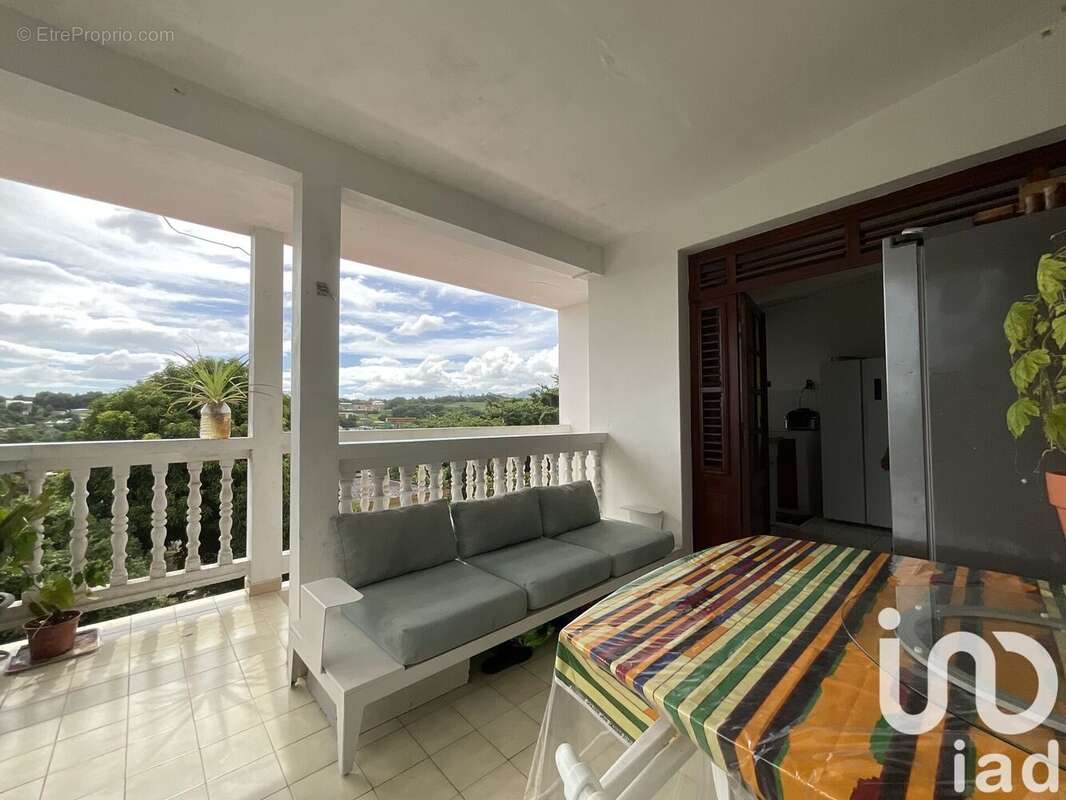 Photo 2 - Appartement à LE LAMENTIN