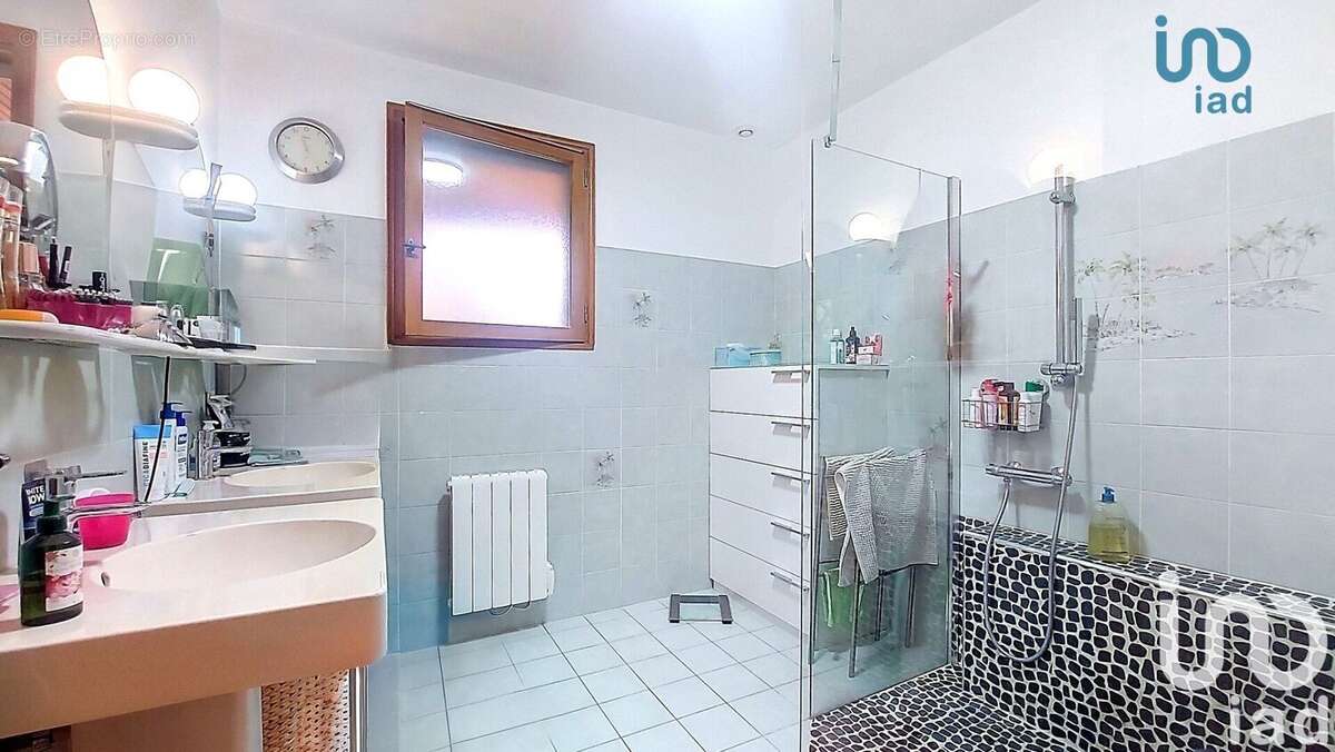 Photo 8 - Maison à AY