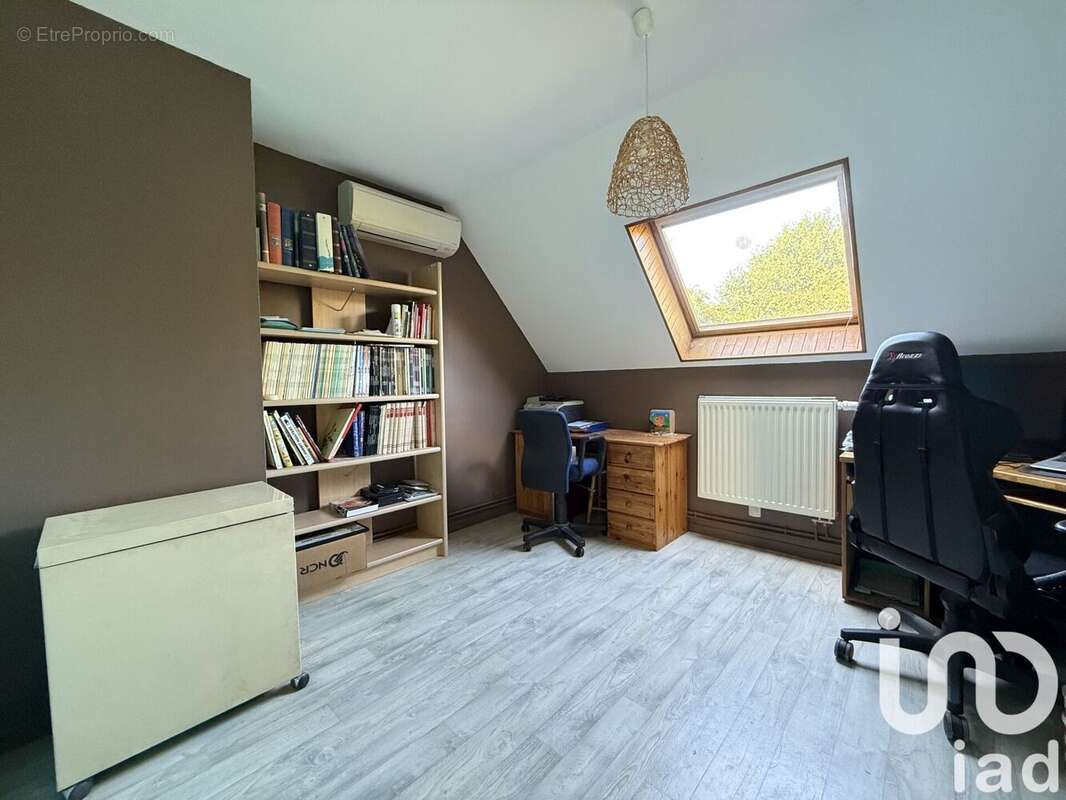 Photo 9 - Maison à CRECY-LA-CHAPELLE