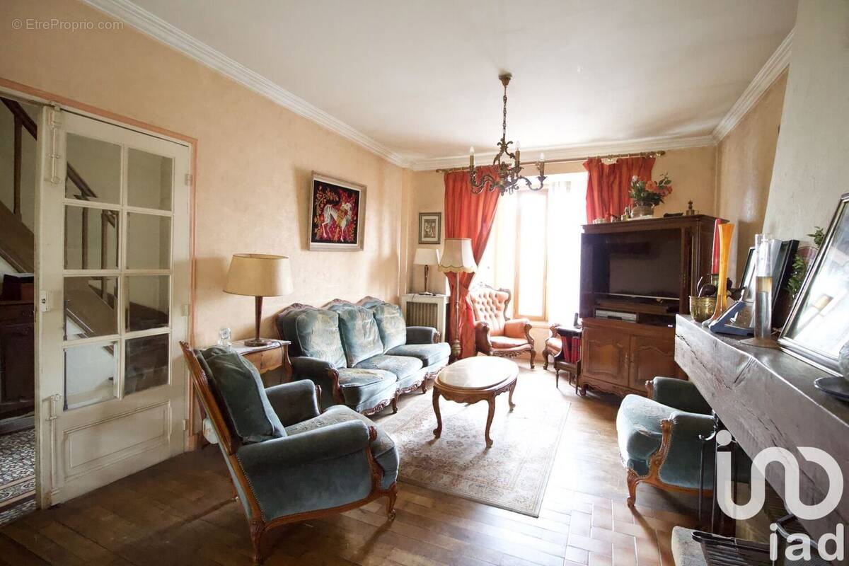 Photo 1 - Maison à VILLEMOMBLE