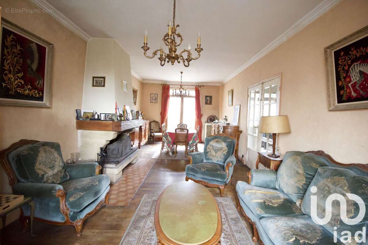 Photo 2 - Maison à VILLEMOMBLE