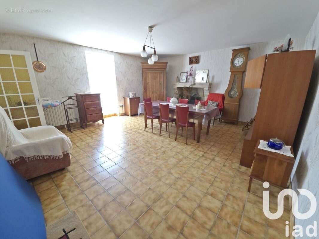 Photo 2 - Maison à SAINT-MESMIN