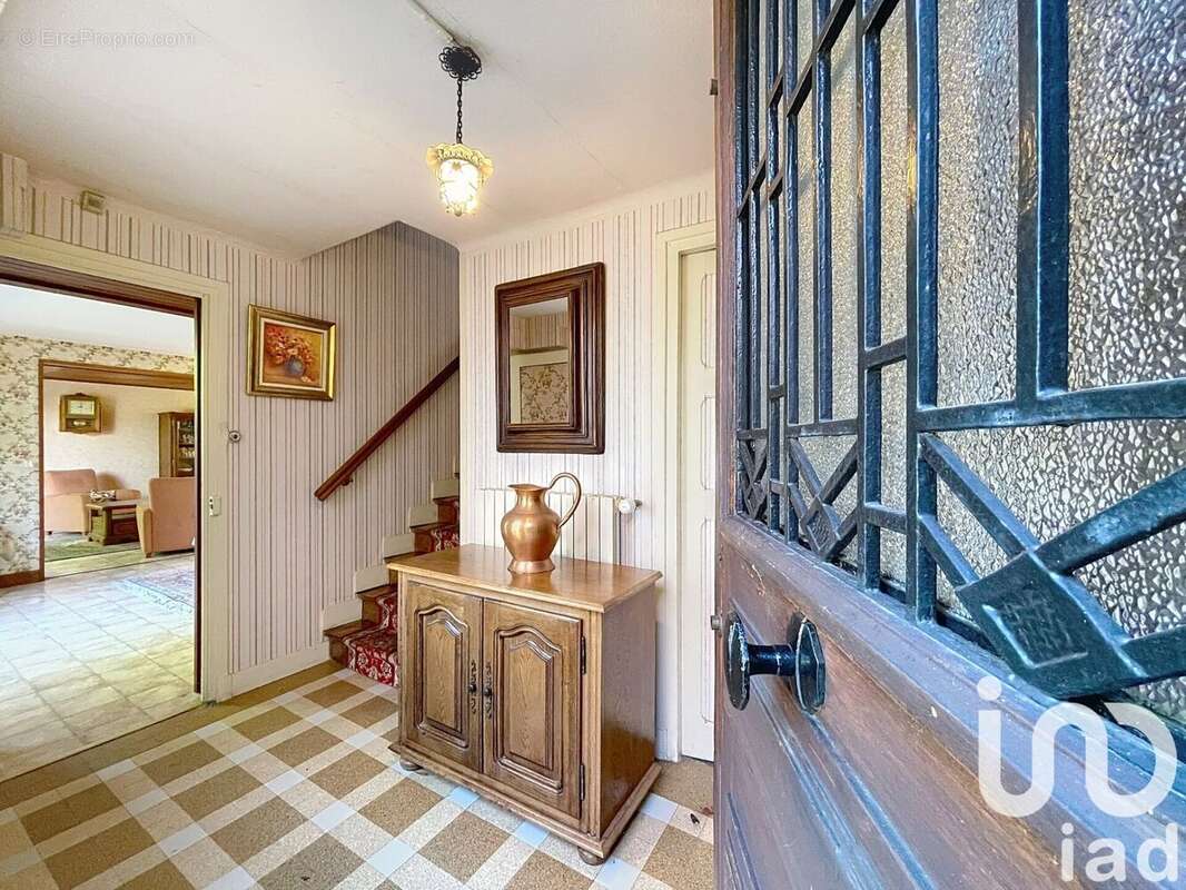 Photo 2 - Maison à SAINT-PIERRE-LES-NEMOURS