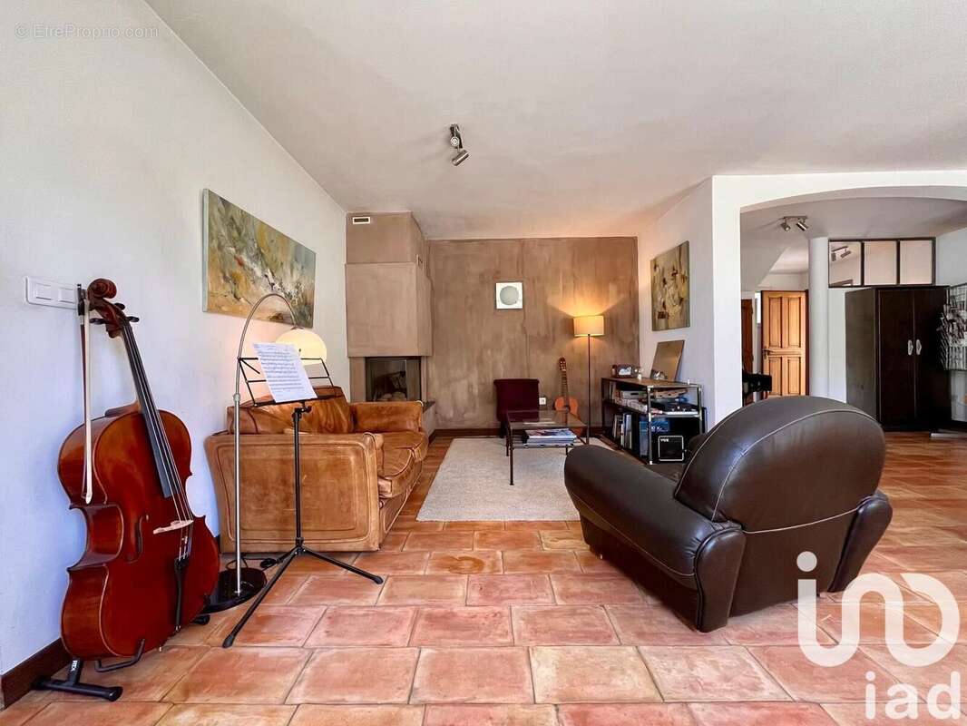 Photo 4 - Maison à JOUQUES