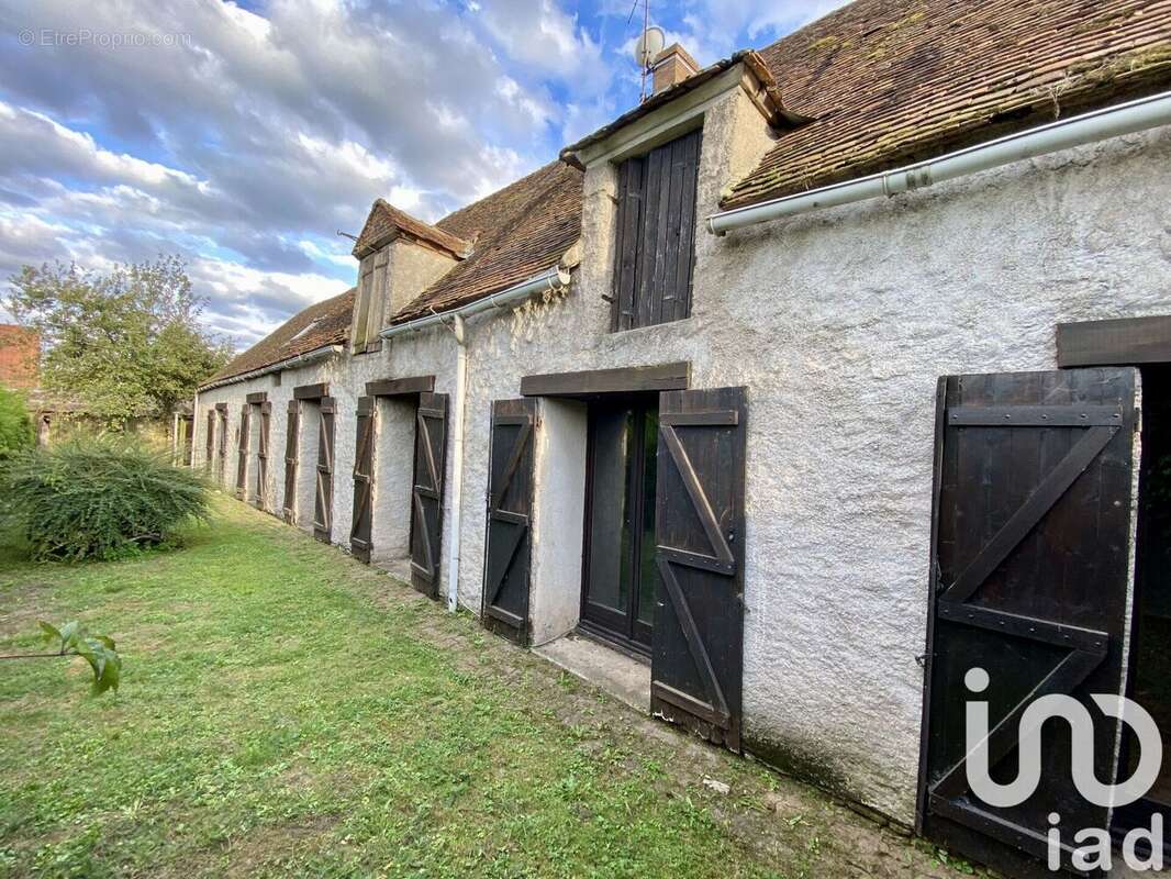 Photo 2 - Maison à AMILLY