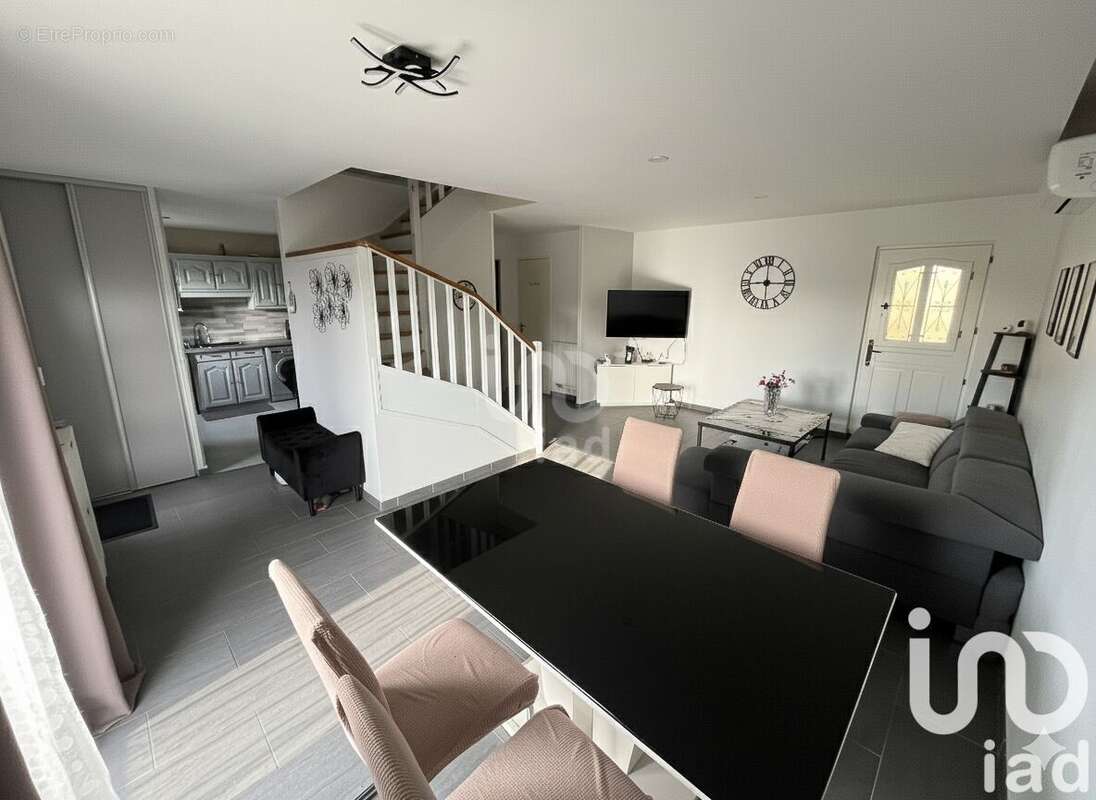 Photo 2 - Maison à SAVIGNY-SUR-ORGE