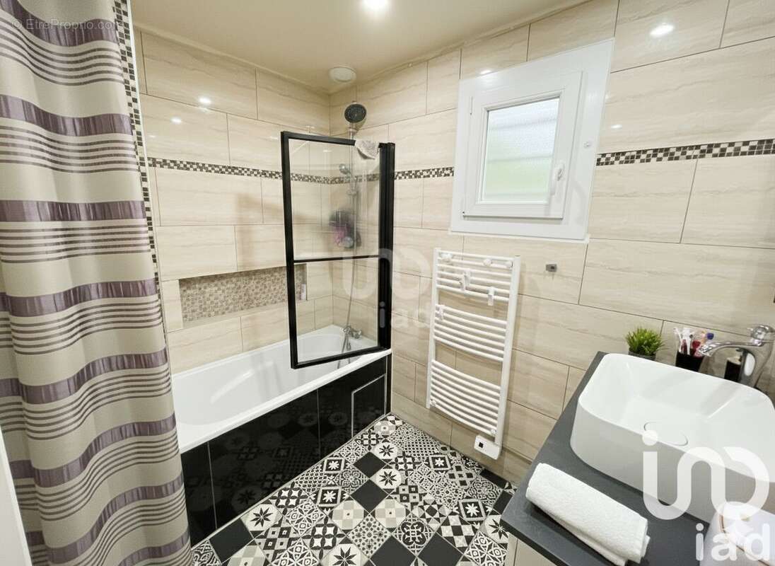 Photo 7 - Maison à SAVIGNY-SUR-ORGE