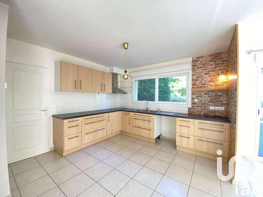 Photo 2 - Maison à CELY