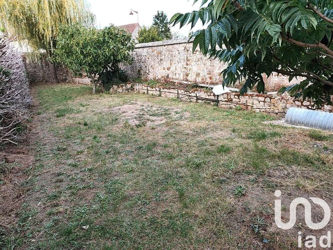 Photo 3 - Maison à LEVIGNEN