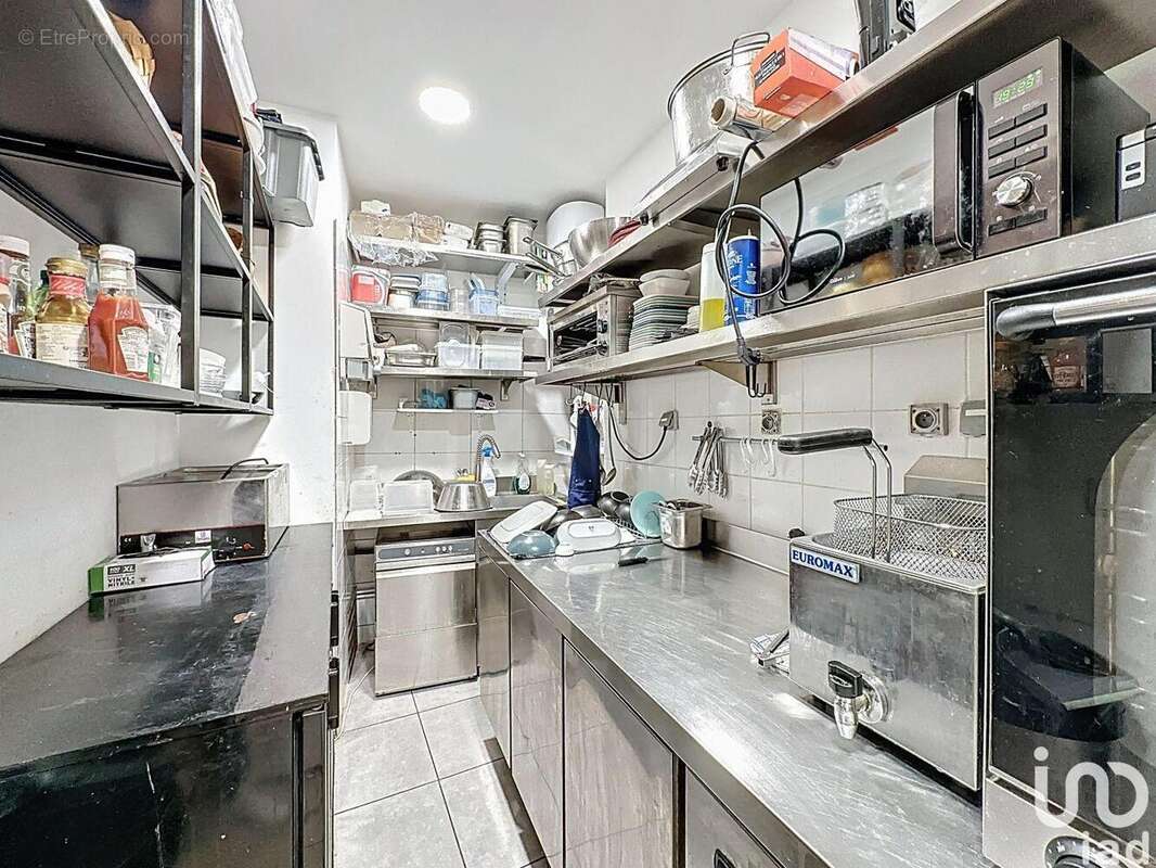 Photo 4 - Commerce à LYON-5E